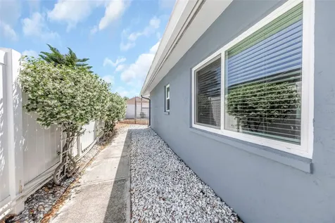 9407 Laura Anne Drive Seminole FL 33776