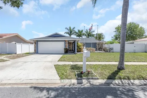 9407 Laura Anne Drive Seminole FL 33776
