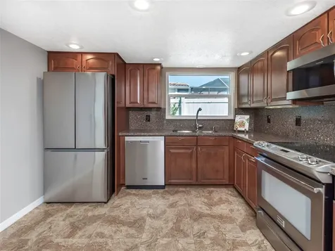 9407 Laura Anne Drive Seminole FL 33776