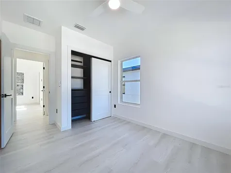 4601 Queensboro Avenue S St Petersburg FL 33712