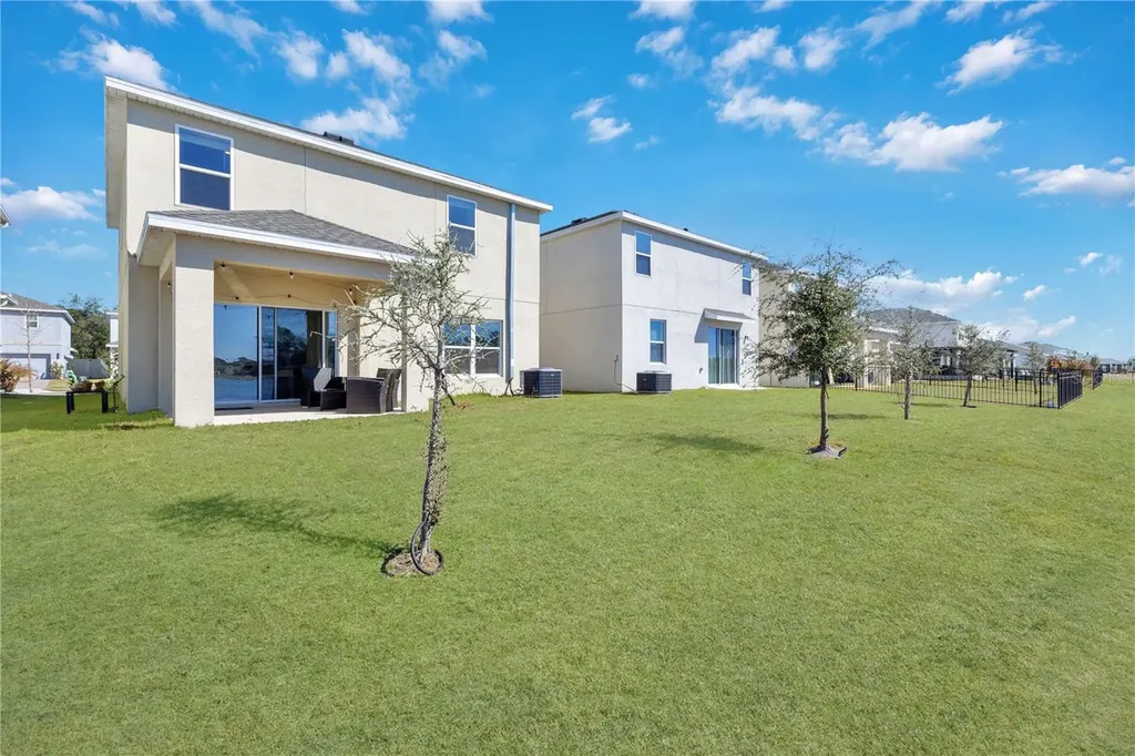 5018 Royal Point Avenue Kissimmee FL 34746