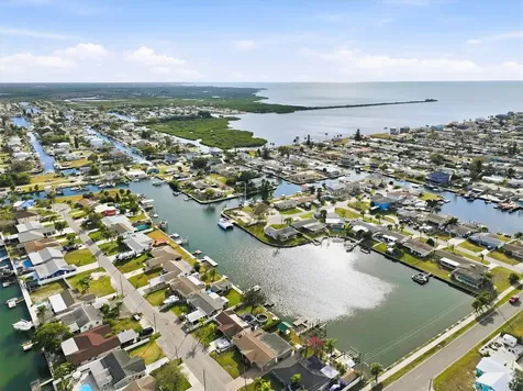 13711 Evelane Drive Hudson FL 34667