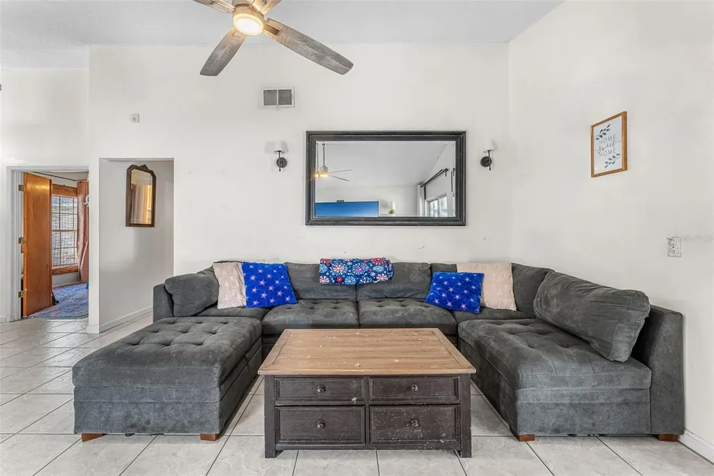 9911 Flynt Circle Orlando FL 32825
