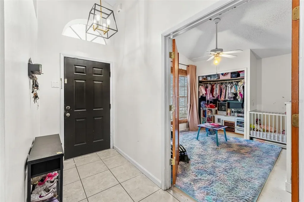 9911 Flynt Circle Orlando FL 32825