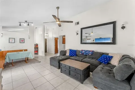 9911 Flynt Circle Orlando FL 32825