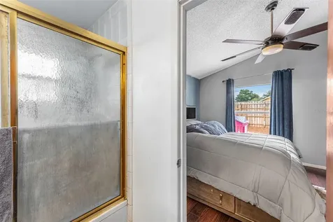 9911 Flynt Circle Orlando FL 32825
