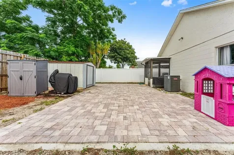 9911 Flynt Circle Orlando FL 32825