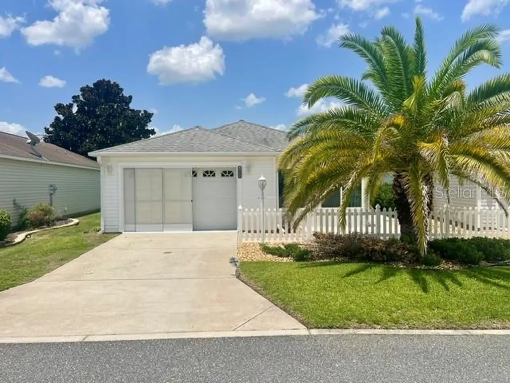 1692 Indigo Avenue The Villages FL 32162