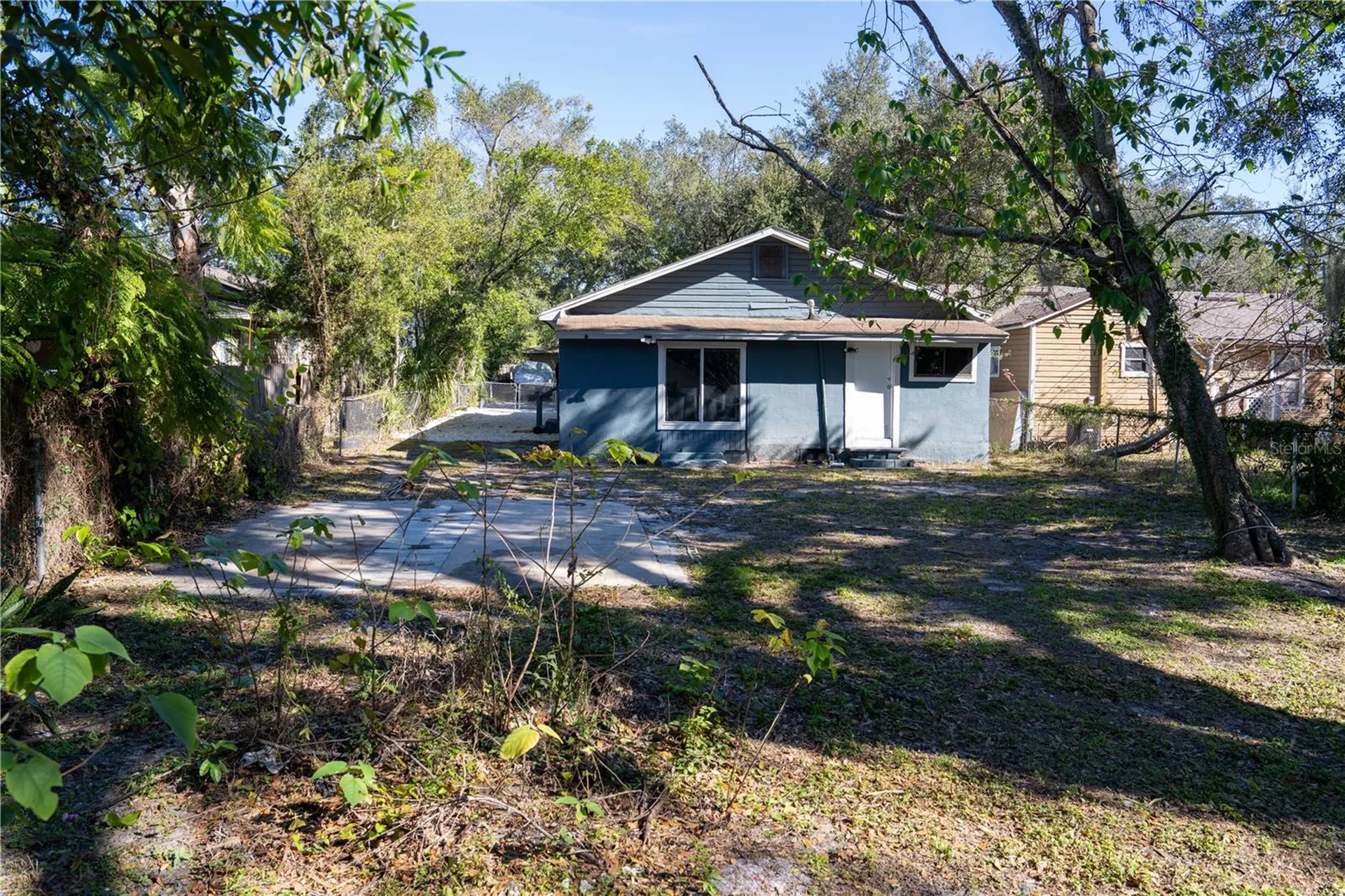 8122 N Marks Street Tampa FL 33604