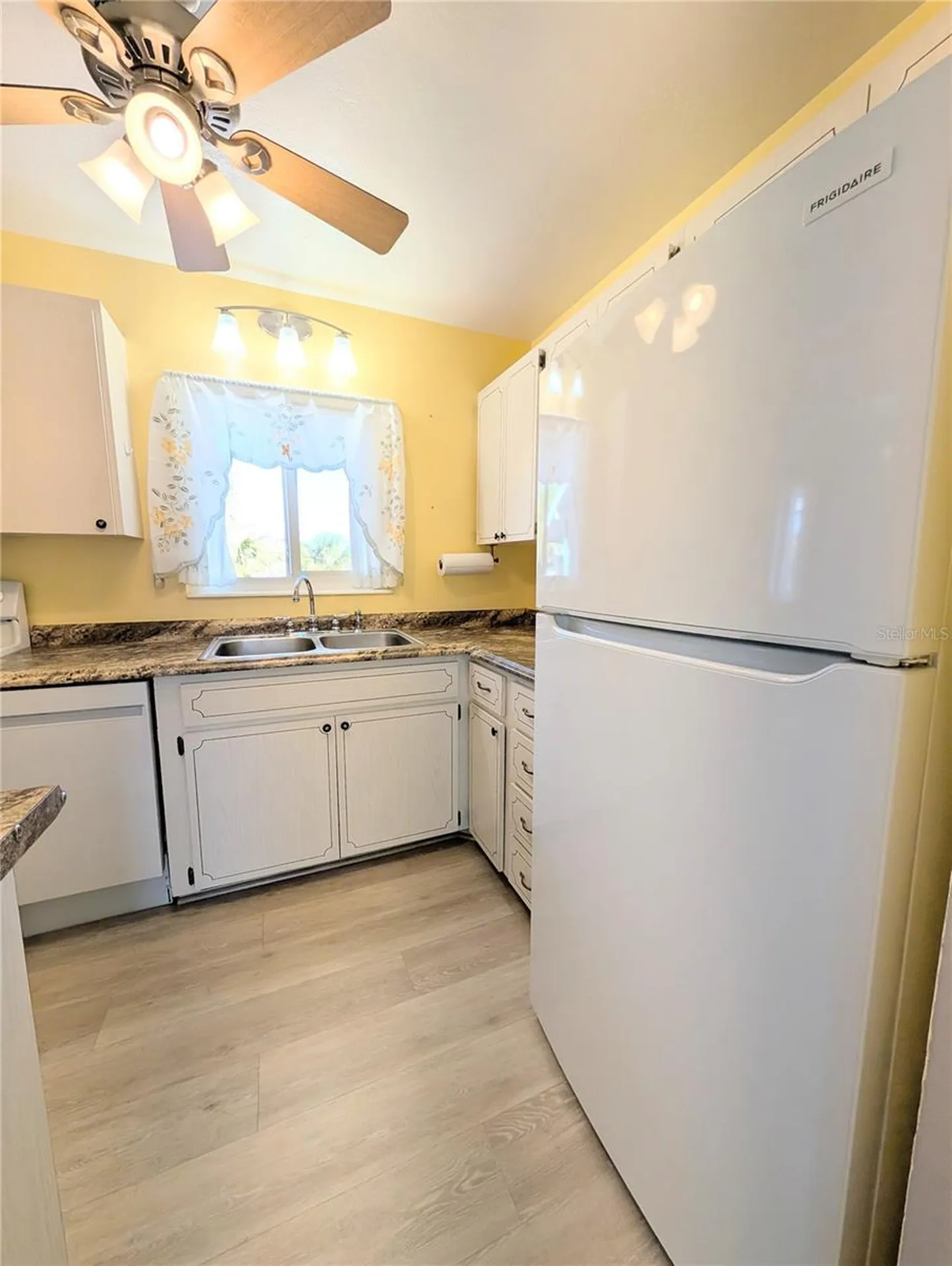 1830 Sunny Drive Bradenton FL 34207