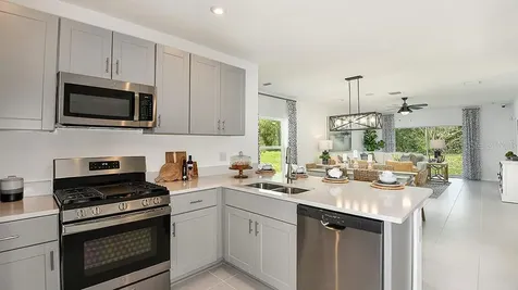 736 Hazelwood Court Haines City FL 33844
