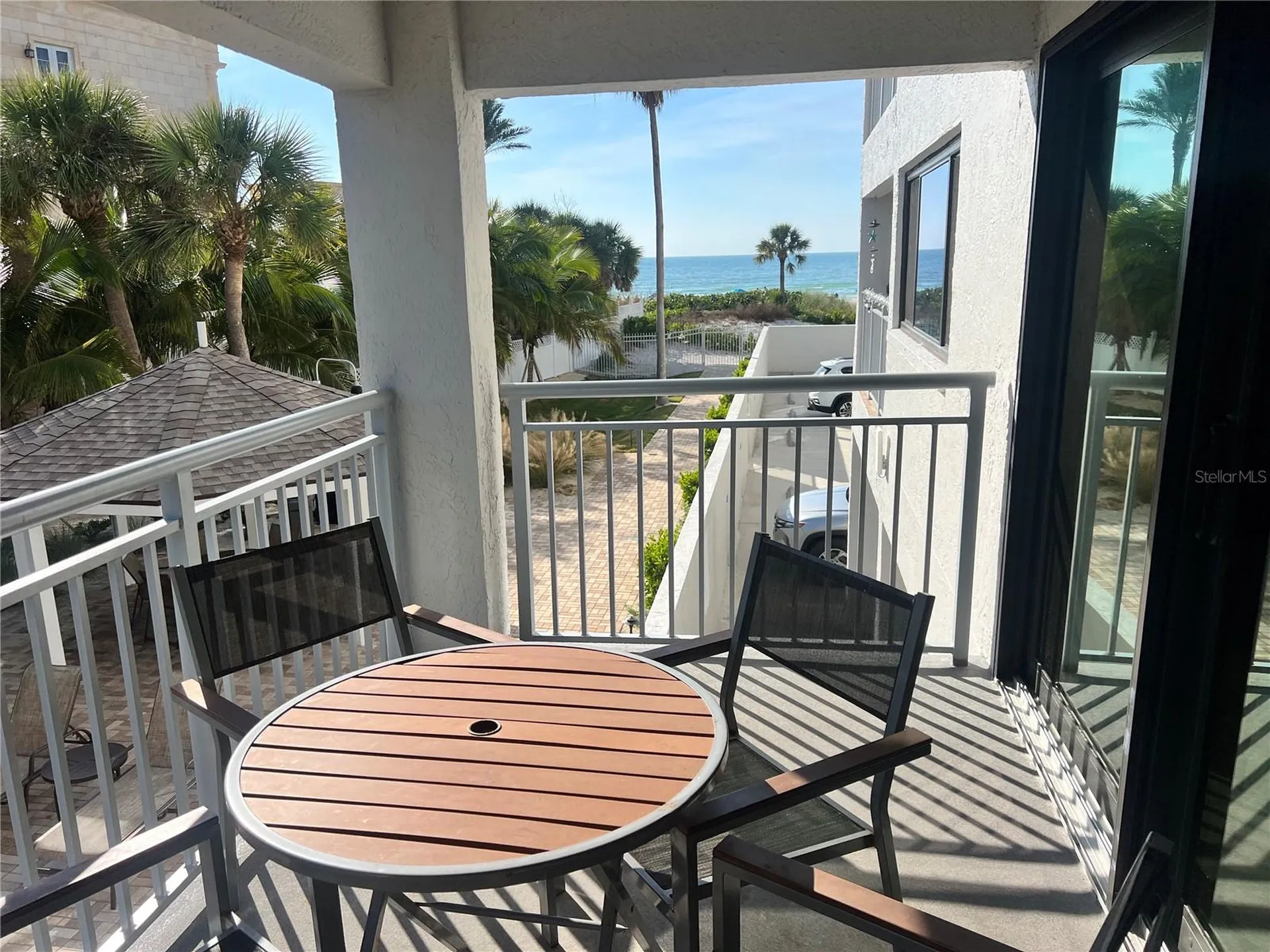 1001 Point Of Rocks Road Sarasota FL 34242