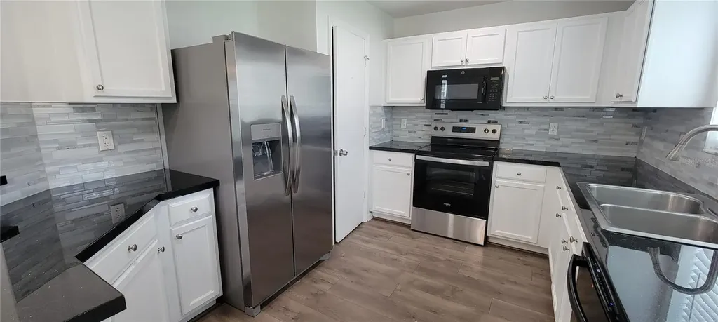 9543 Maxson Drive Land O Lakes FL 34638