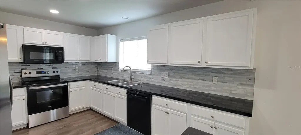9543 Maxson Drive Land O Lakes FL 34638