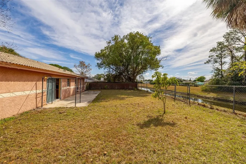 268 Azalea Drive Kissimmee FL 34743