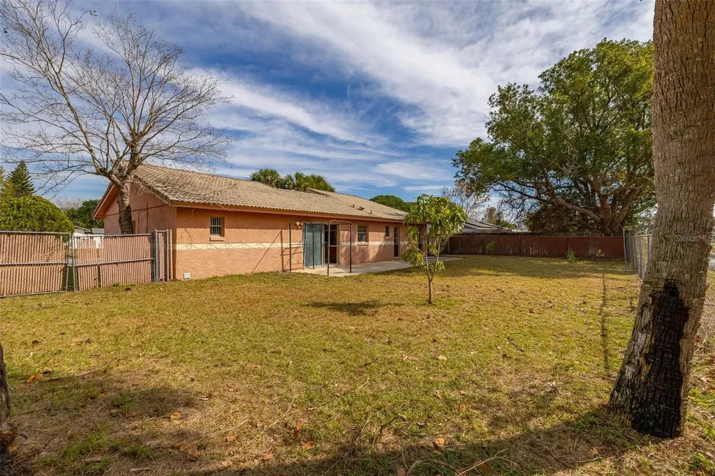 268 Azalea Drive Kissimmee FL 34743