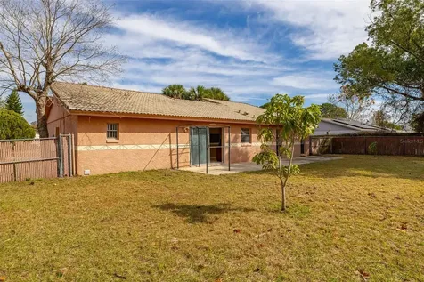 268 Azalea Drive Kissimmee FL 34743