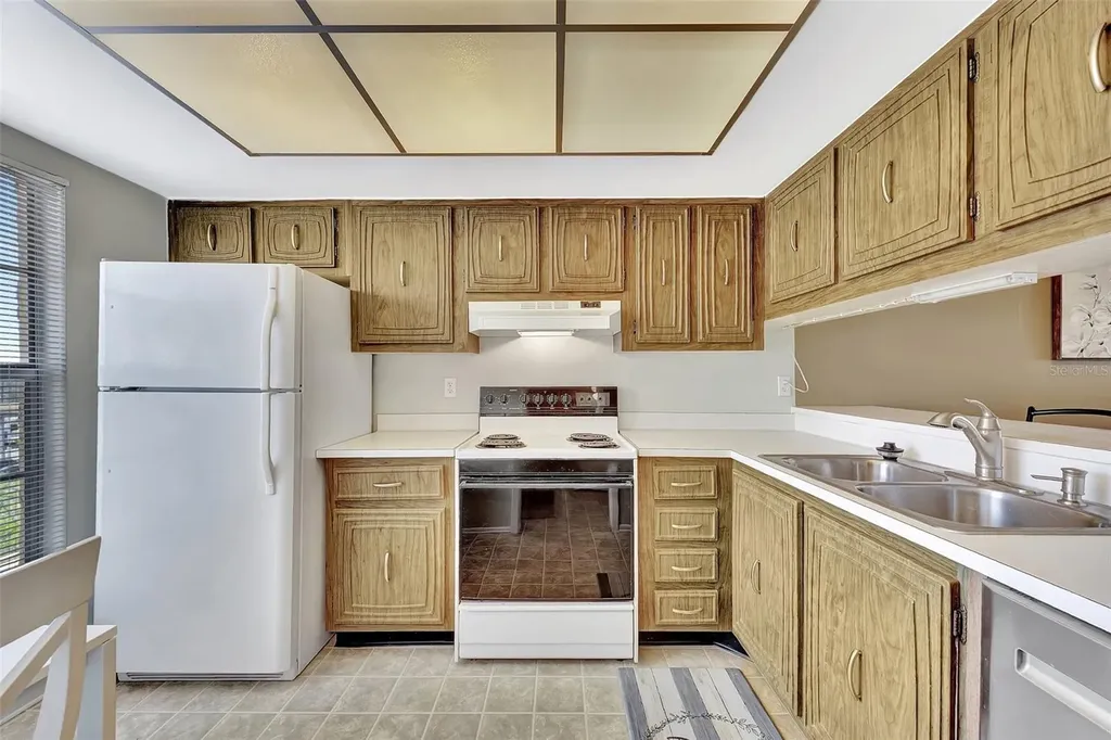 113 Island Way Clearwater Beach FL 33767