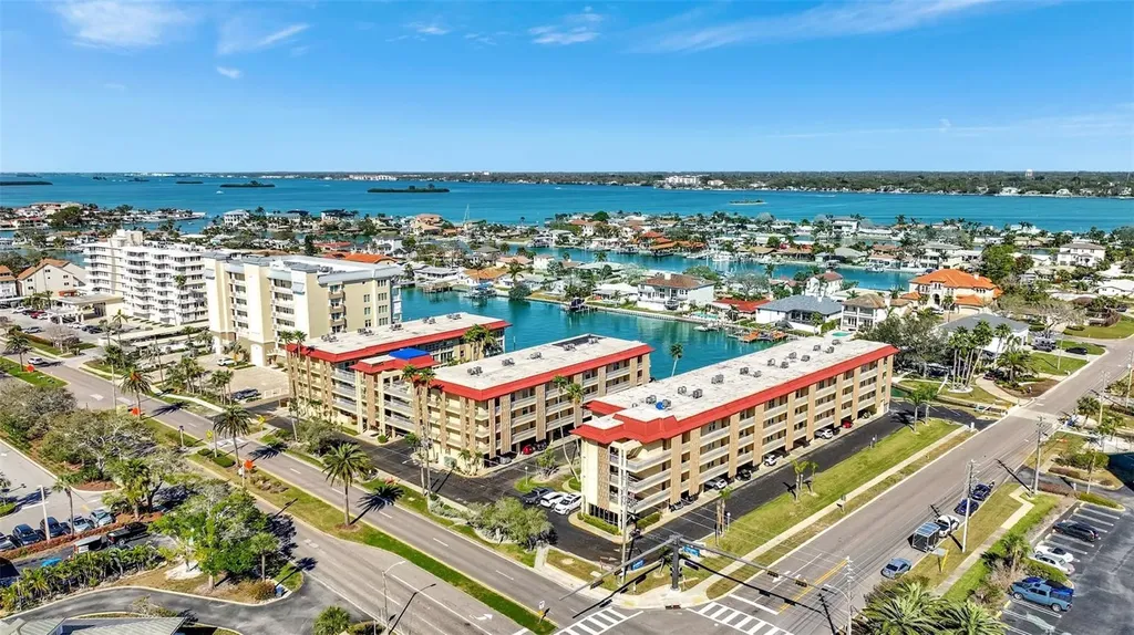113 Island Way Clearwater Beach FL 33767