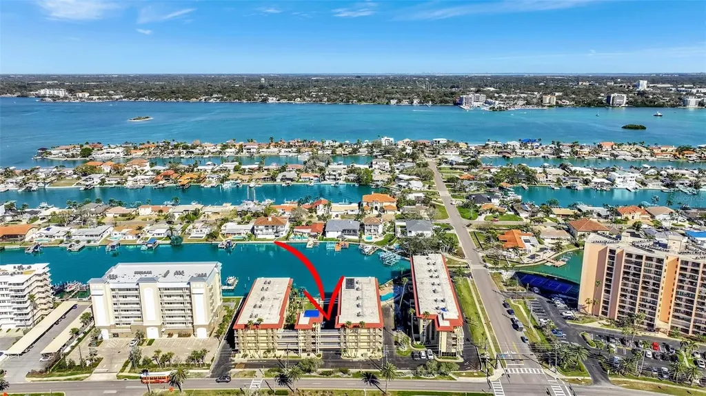 113 Island Way Clearwater Beach FL 33767
