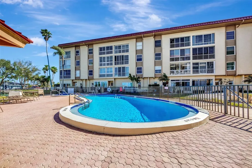 113 Island Way Clearwater Beach FL 33767