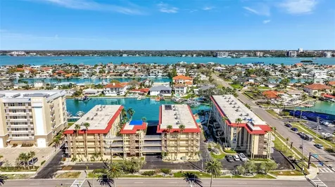 113 Island Way Clearwater Beach FL 33767