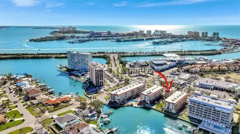 113 Island Way Clearwater Beach FL 33767