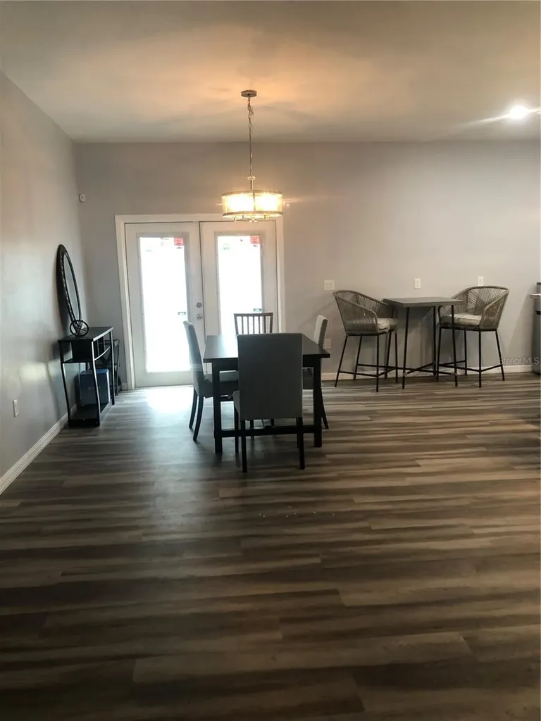 1013 W 11th Street Sanford FL 32771