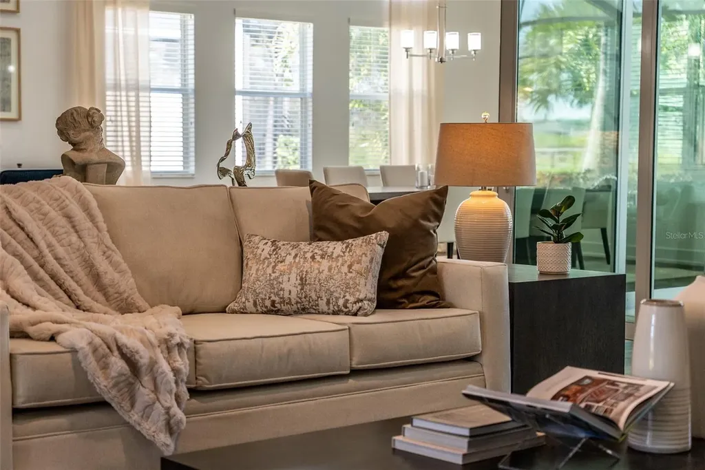 8276 Redonda Loop Lakewood Ranch FL 34202