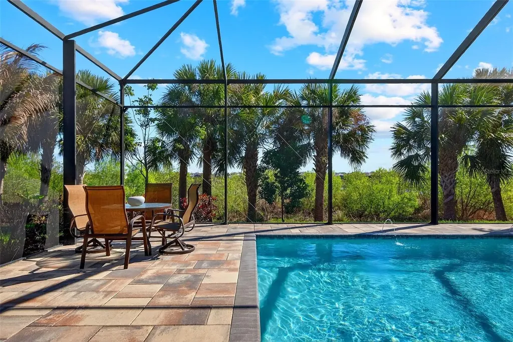 8276 Redonda Loop Lakewood Ranch FL 34202
