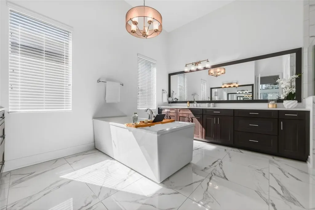 8276 Redonda Loop Lakewood Ranch FL 34202