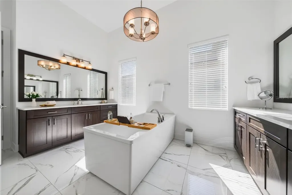 8276 Redonda Loop Lakewood Ranch FL 34202