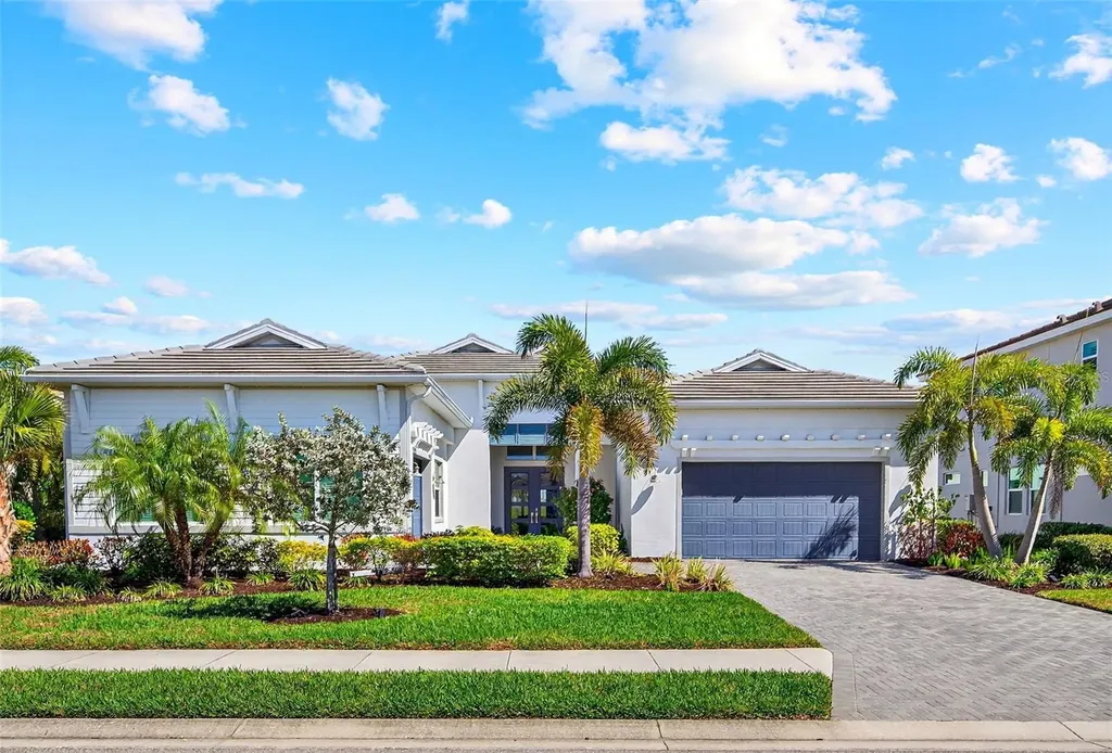 8276 Redonda Loop Lakewood Ranch FL 34202