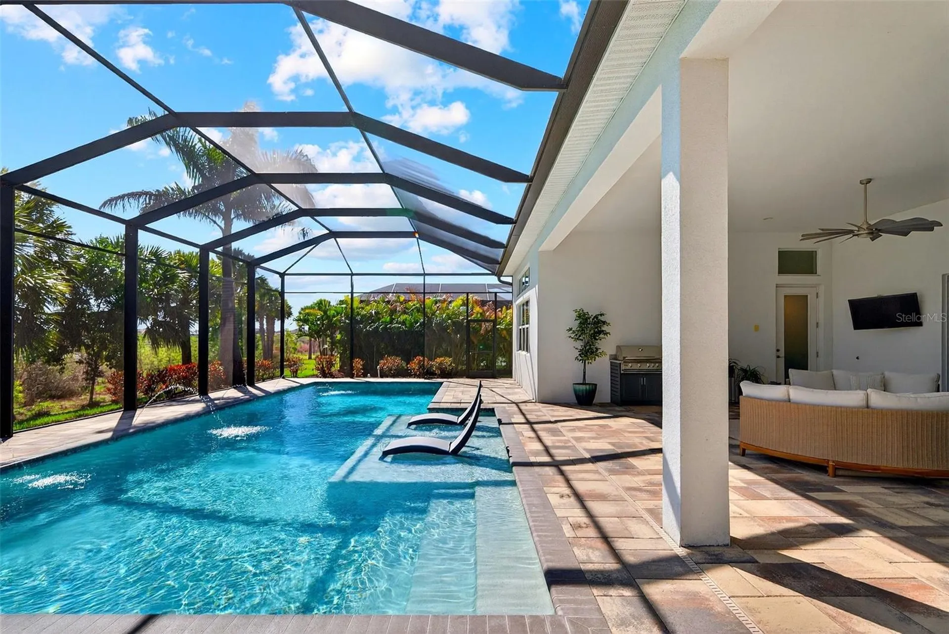 8276 Redonda Loop Lakewood Ranch FL 34202