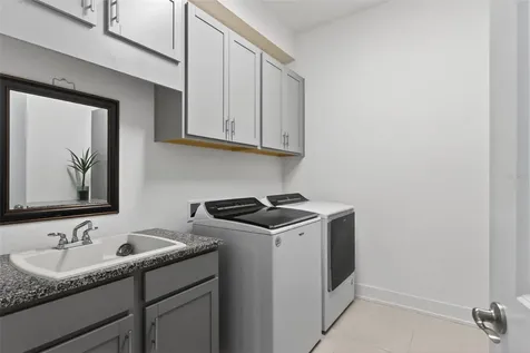 8276 Redonda Loop Lakewood Ranch FL 34202