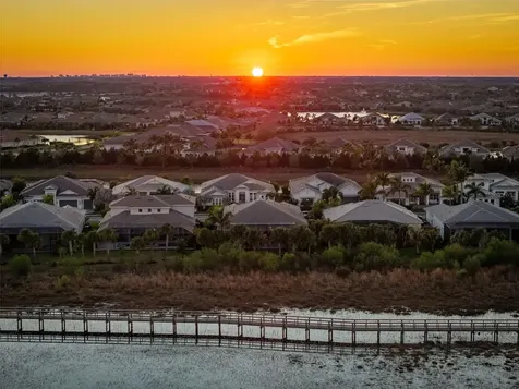 8276 Redonda Loop Lakewood Ranch FL 34202