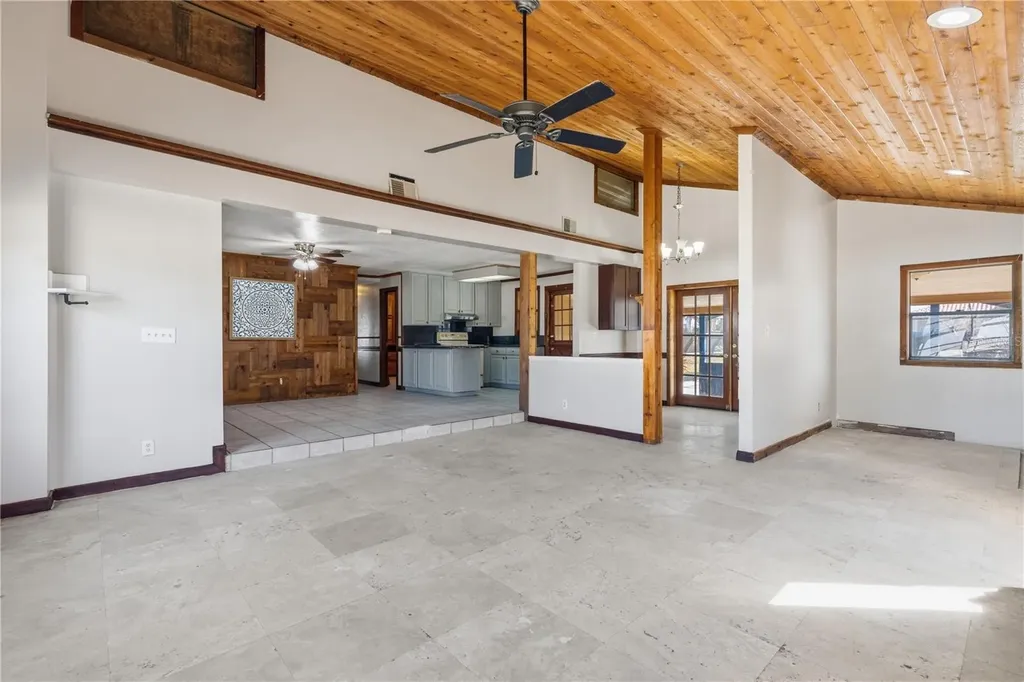 10301 Trail Ridge Lane Tampa FL 33624