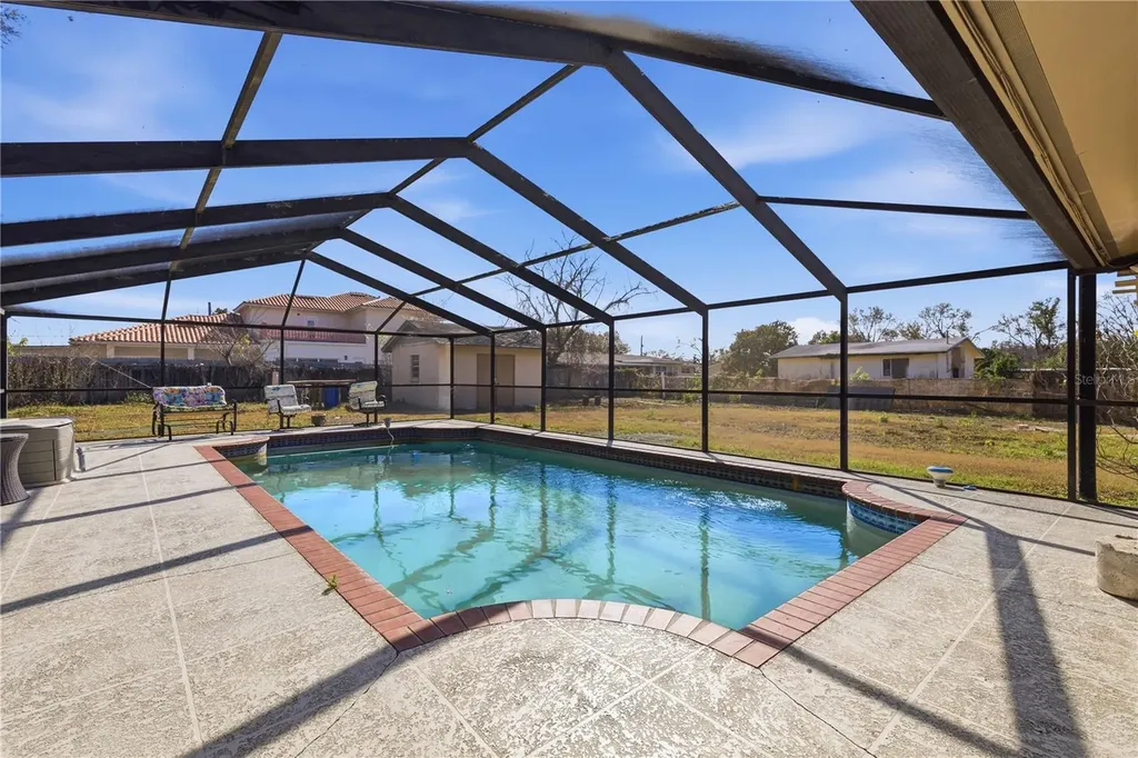 10301 Trail Ridge Lane Tampa FL 33624