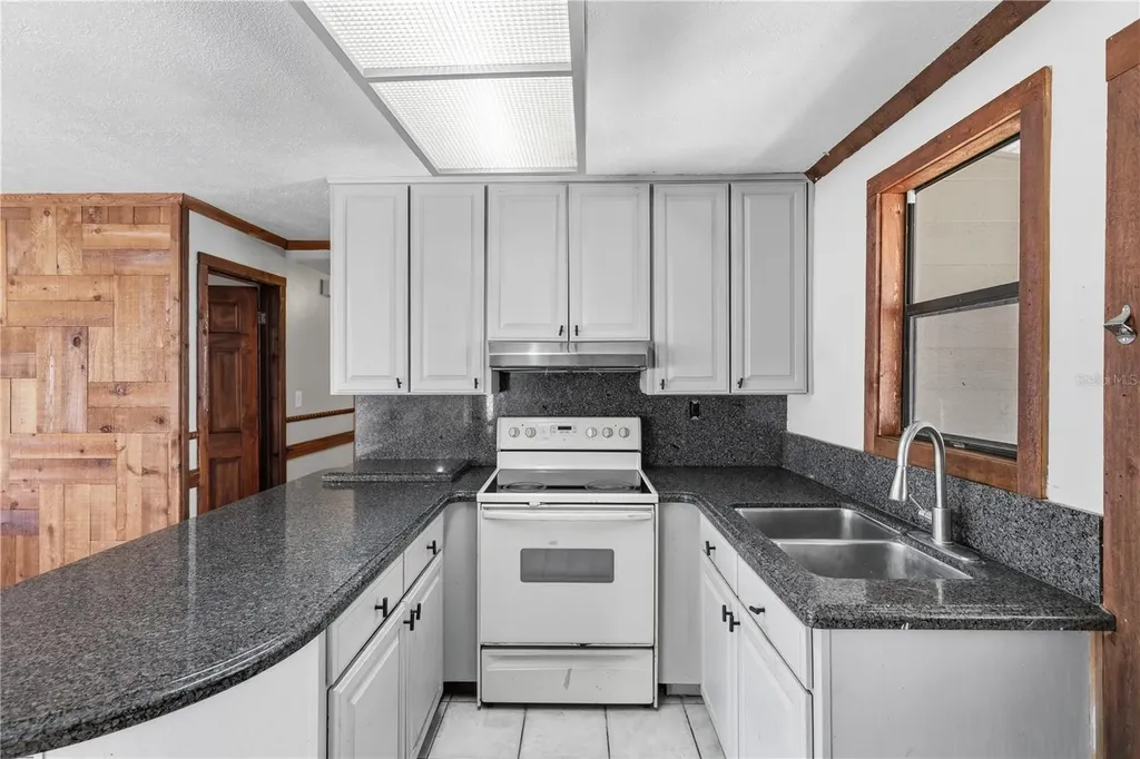 10301 Trail Ridge Lane Tampa FL 33624