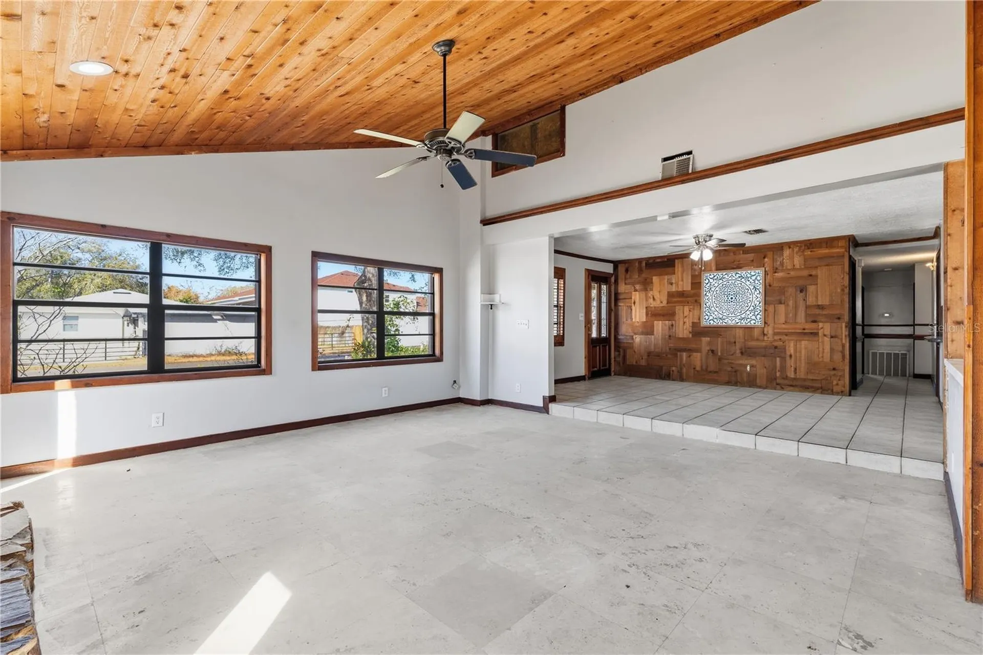 10301 Trail Ridge Lane Tampa FL 33624