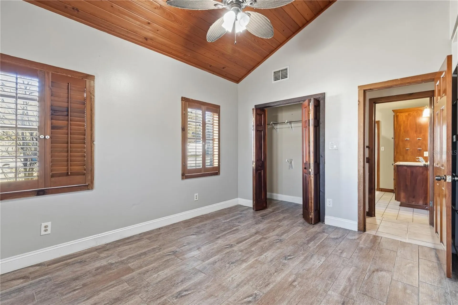10301 Trail Ridge Lane Tampa FL 33624