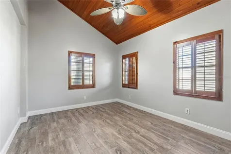 10301 Trail Ridge Lane Tampa FL 33624