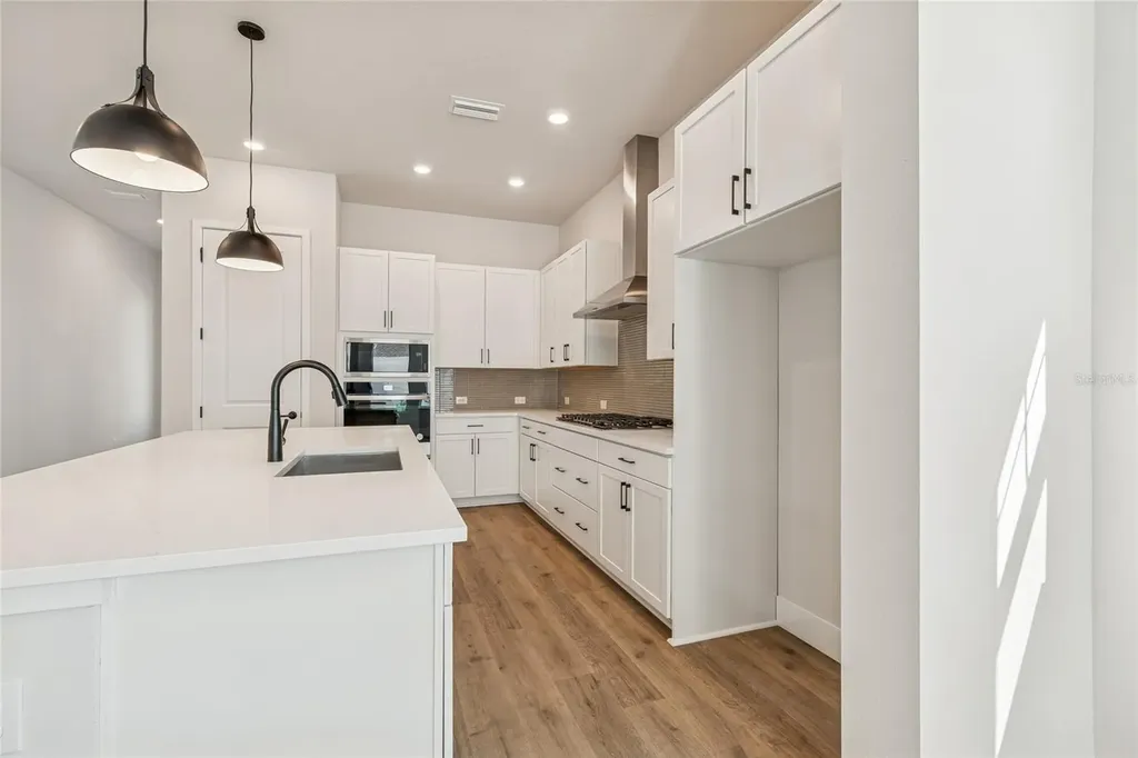 7308 Donnybrook Lane Sarasota FL 34240