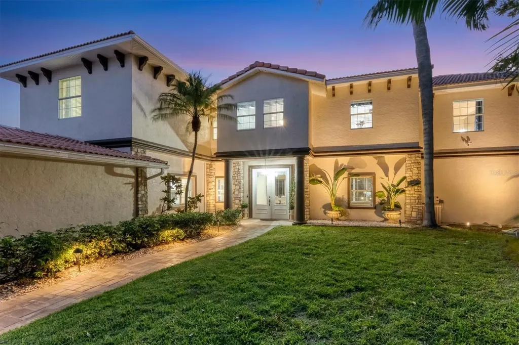 7300 Cove Terrace Sarasota FL 34231