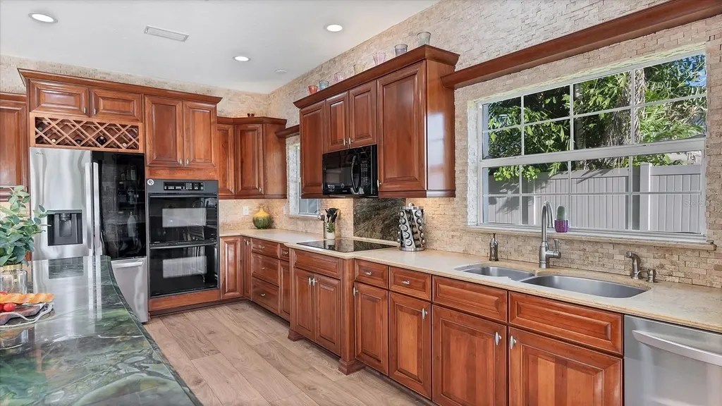 7300 Cove Terrace Sarasota FL 34231