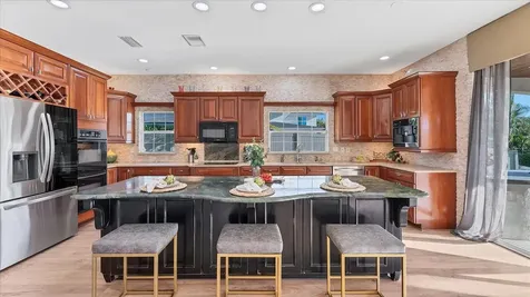 7300 Cove Terrace Sarasota FL 34231