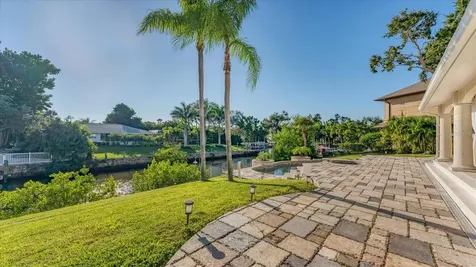 7300 Cove Terrace Sarasota FL 34231
