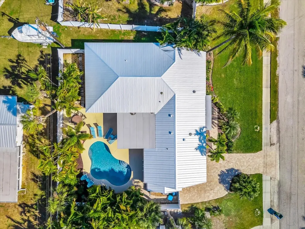 310 66th Street Holmes Beach FL 34217