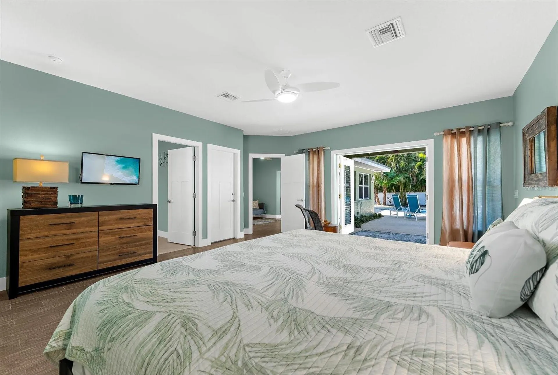 310 66th Street Holmes Beach FL 34217