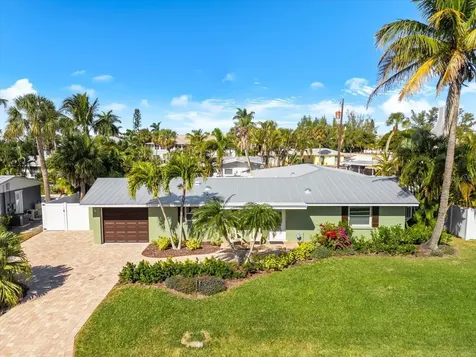 310 66th Street Holmes Beach FL 34217